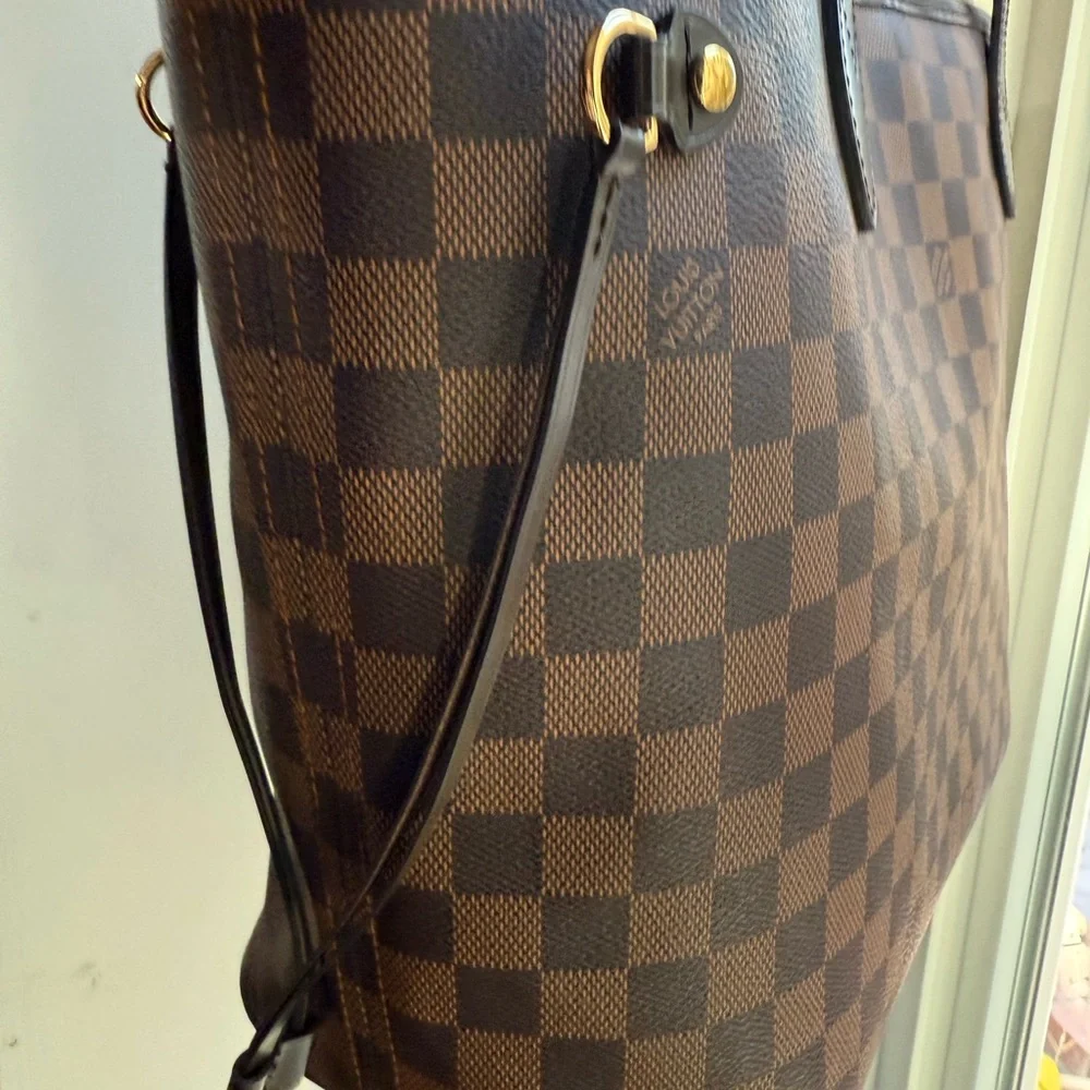 Louis Vuitton Neverfull MM Damier (checkered) - Picture 4 of 7